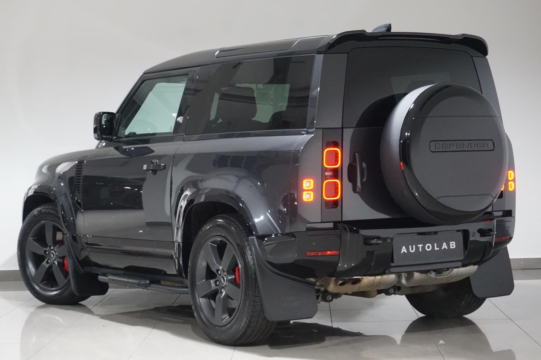 Land Rover Defender 90 3.0 D300 MHEV X-Dynamic HSE Hard Top SUV Auto 4WD SWB Euro 6 (s/s) 3dr